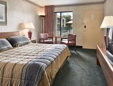 Days Inn By Wyndham Easton Zewnętrze zdjęcie